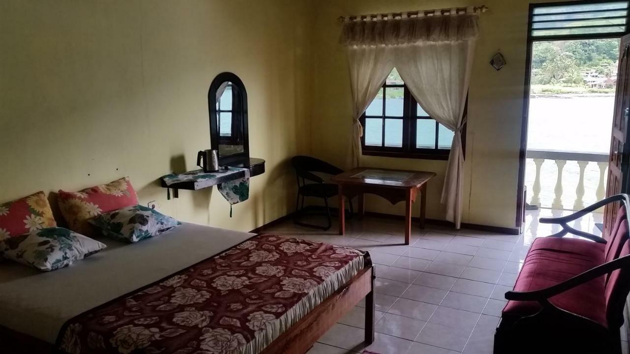 Sibayak Guesthouse Tuk Tuk Exteriér fotografie