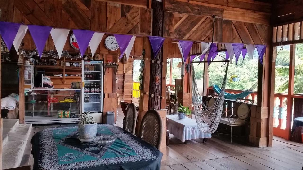 Sibayak Guesthouse Tuk Tuk Exteriér fotografie