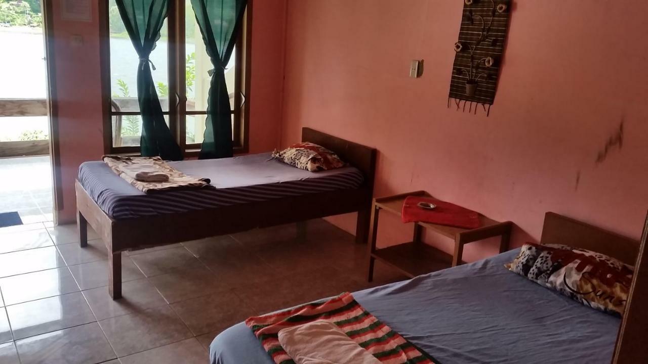 Sibayak Guesthouse Tuk Tuk Exteriér fotografie