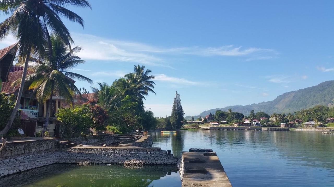 Sibayak Guesthouse Tuk Tuk Exteriér fotografie